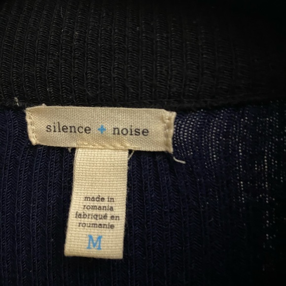 Half Zip Color Block Turtle Neck - Picture 3 of 5